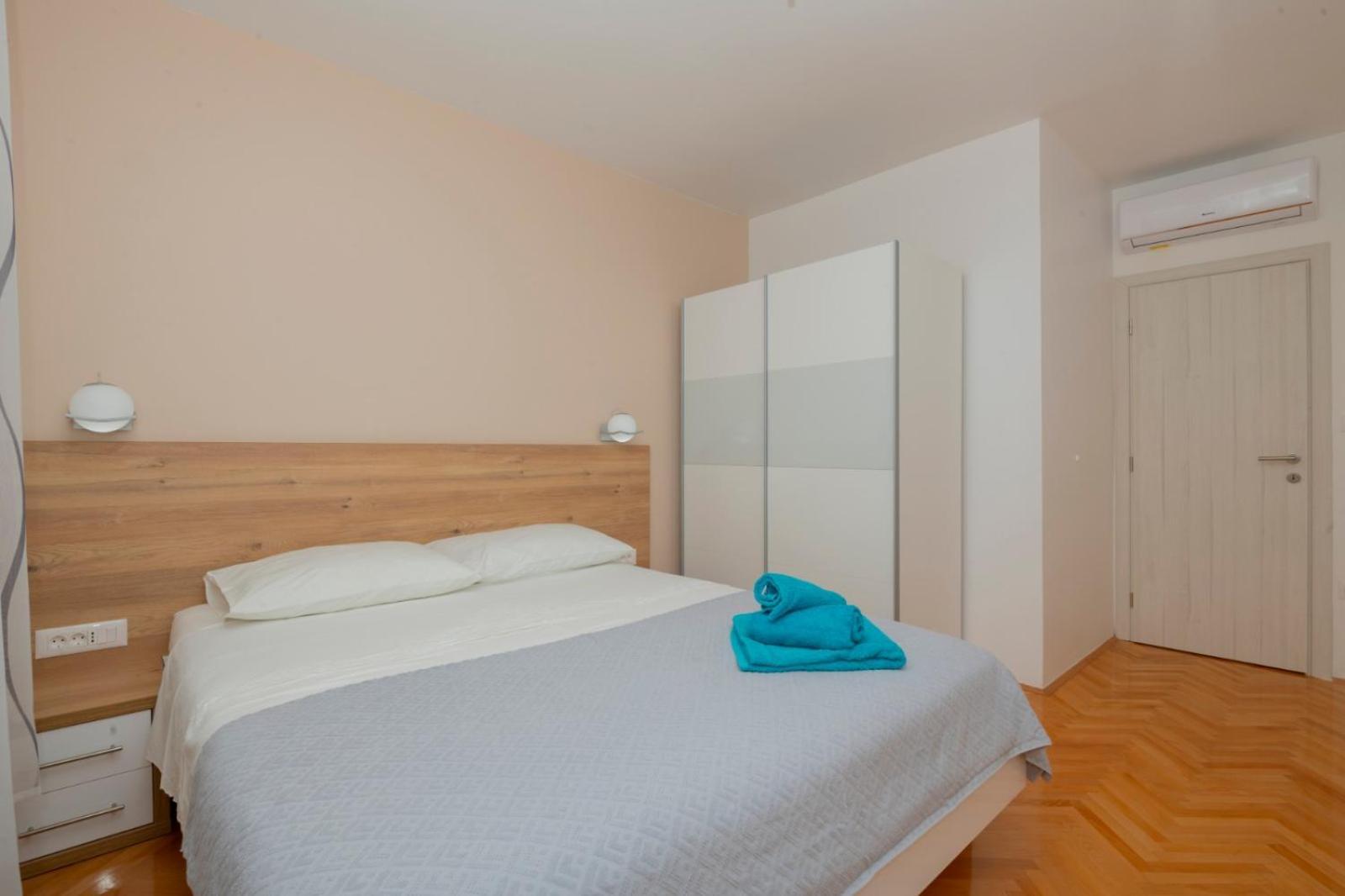 Apartments Radeljic Podstrana Habitación foto
